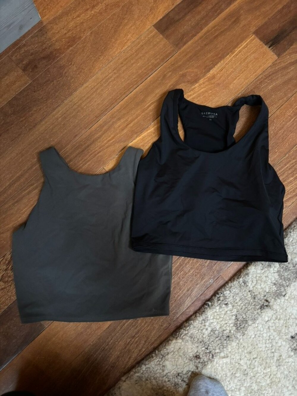 Athleta Tops (2)